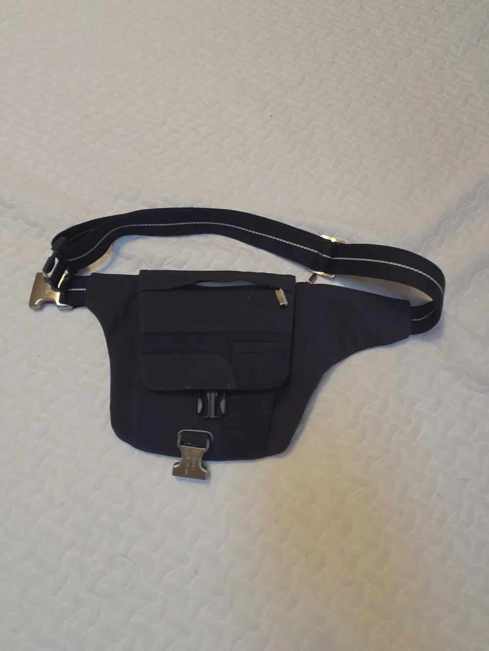 Tumi Waist Belt Bag Perfect For Traveling Military Grade Thick Nylon Fabric